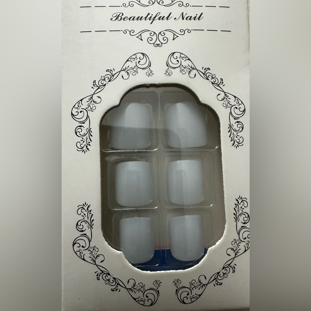 Brand New 24-Piece White Toe Press-On Nails Set